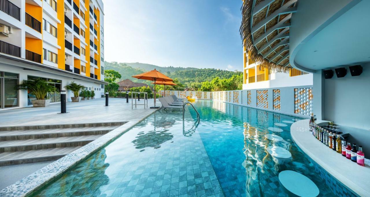 Beehive Boutique Hotel Phuket Exterior photo