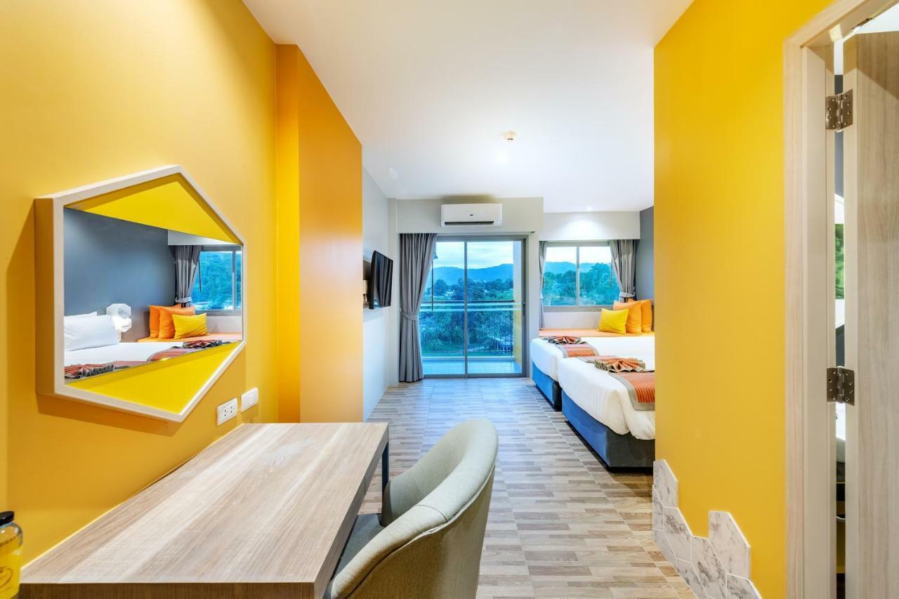Beehive Boutique Hotel Phuket Exterior photo
