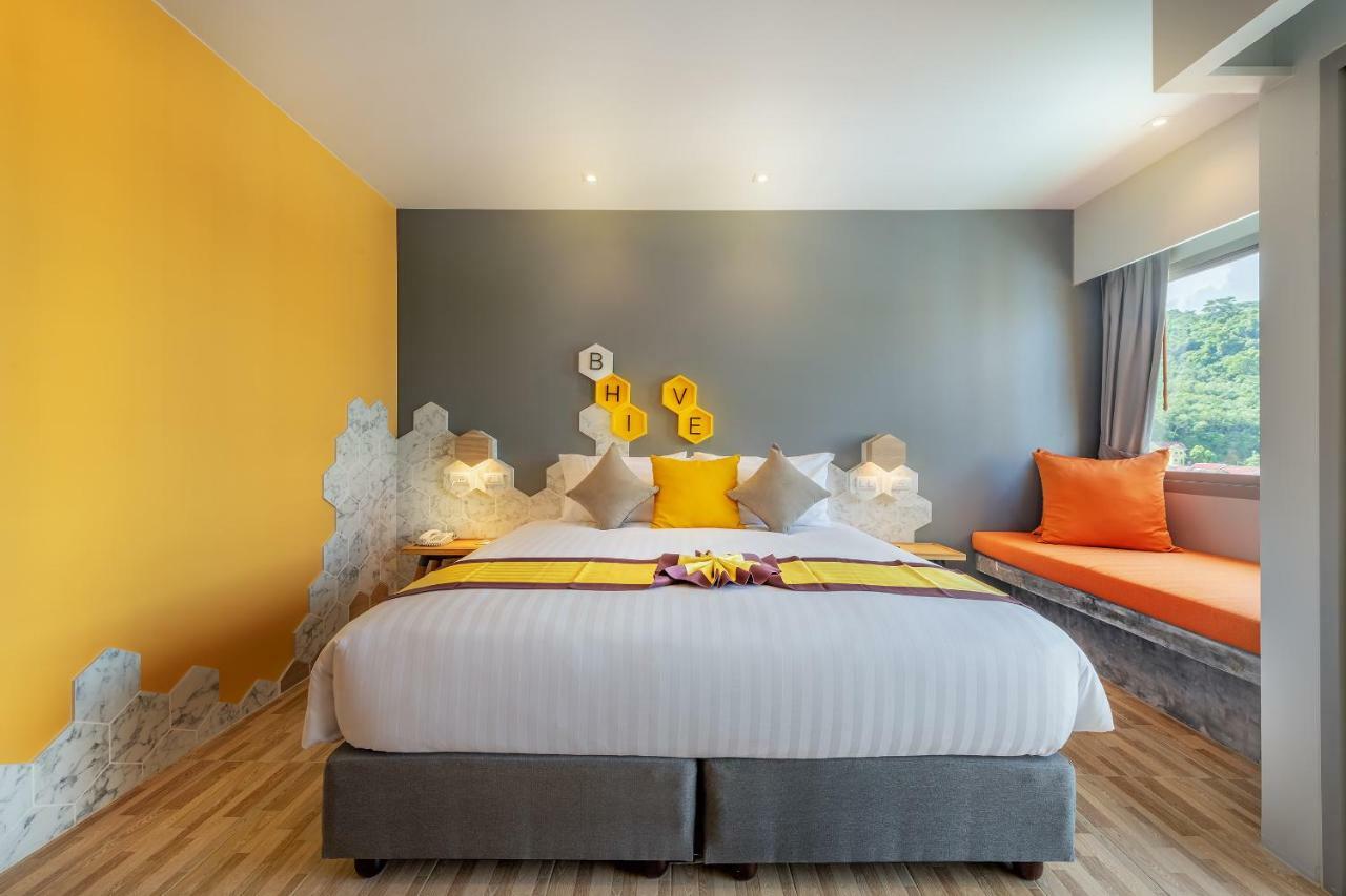 Beehive Boutique Hotel Phuket Exterior photo